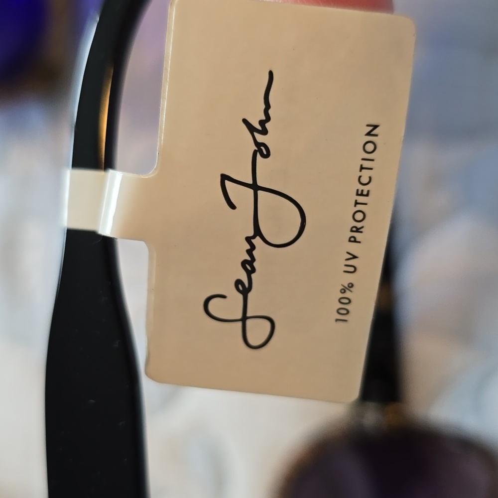 Sean John Designer Sunglasses 🌞 - Picture 6 of 7